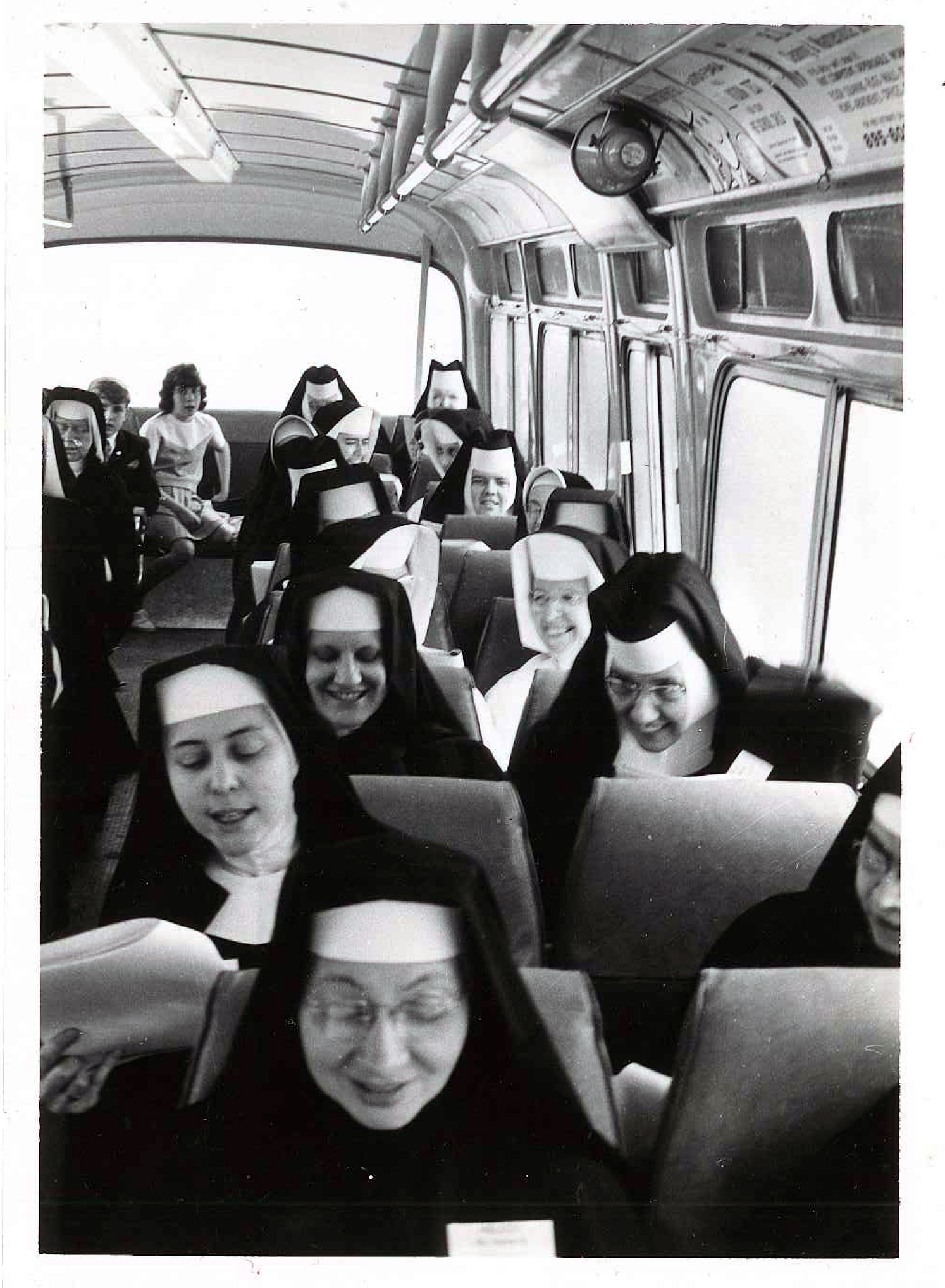 SisterRosalma-nuns on bus to washinton