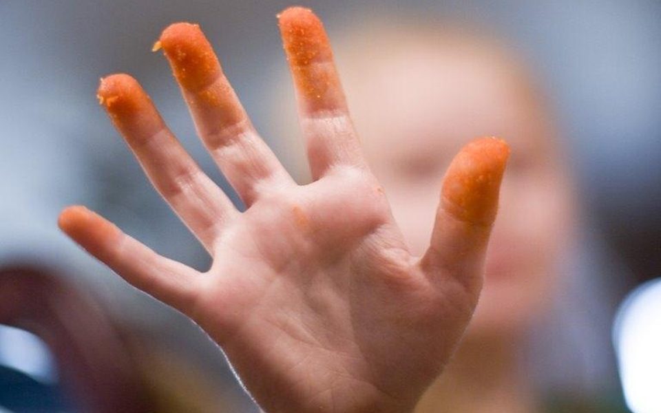 Cheetocovered fingers